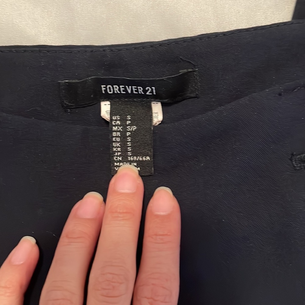 Navy button pants - Picture 3 of 4
